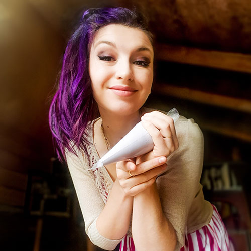 Irene di Addolcire nella sua pasticceria