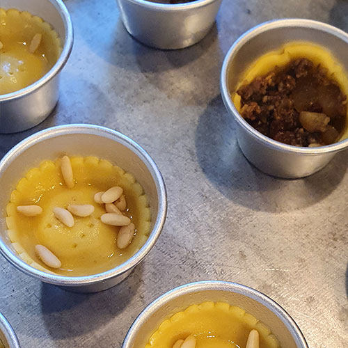 gobeletti dentro il loro stampino